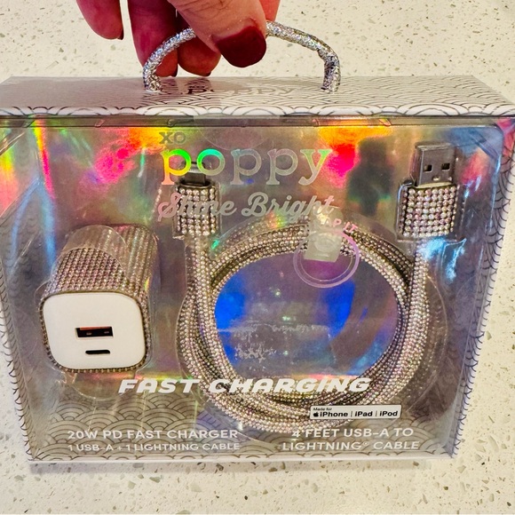 NIP🎀💎xo poppy bling💎🎀20W PD Fast Charging 1 USB-A + Lightning Cable Bling combo - Picture 1 of 11